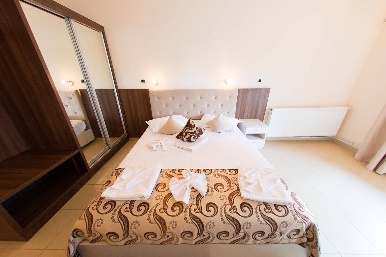 Jijo's Hotel Mamaia
